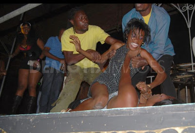 teen girls yoga pants porn photos of naked prostitutes in zambia